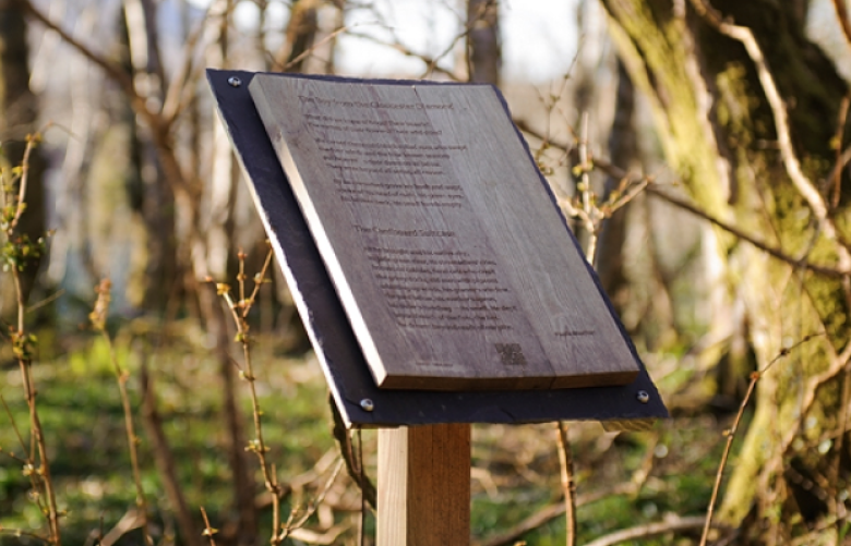 Letterfrack Poetry Stand
